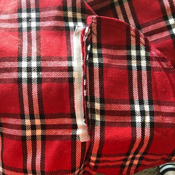 Plus Size Plaid Trench Coat. - Picture 4 of 4